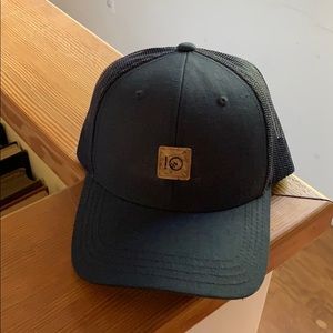 Ten tree navy hat